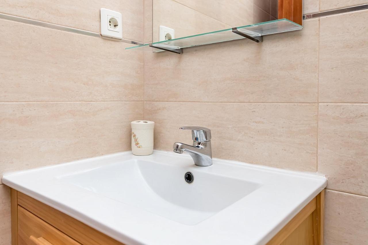 Apartment Sunshine Balcony- La Caleta